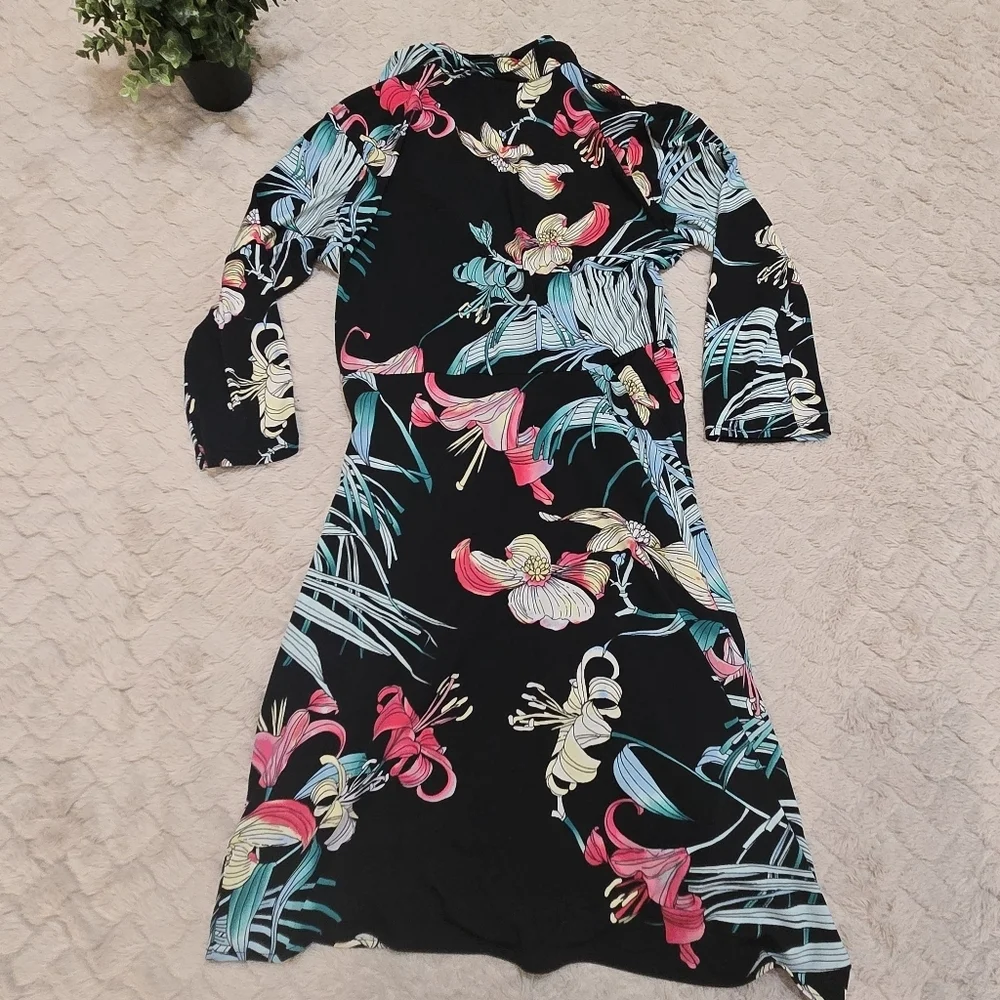 Jennifer Lopez Black Floral Faux-Wrap Fitted Dress, Size Large